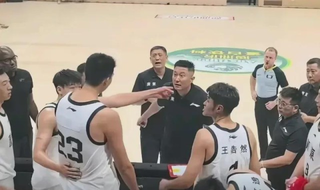 熊猫体育分部-徐昕和庞峥麟值得留下